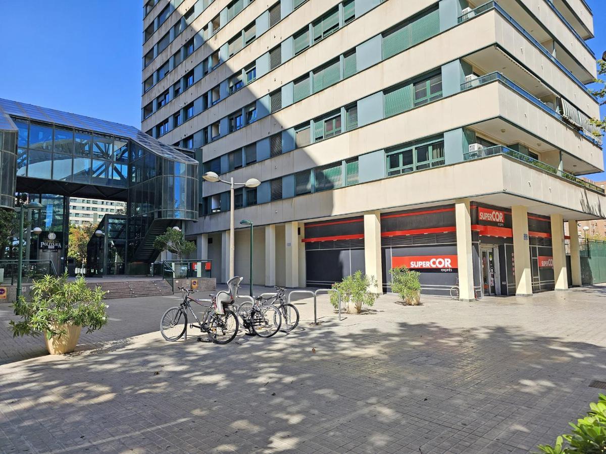 Apartamentos Las Ciencias V Valencia Eksteriør bilde